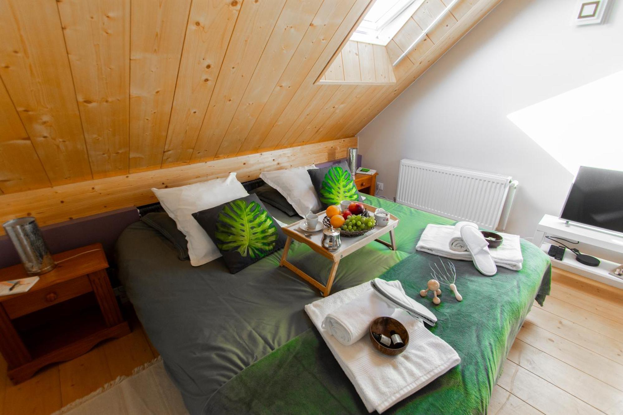 Chalet Like Upstairs Private Suite Étiolles Екстериор снимка