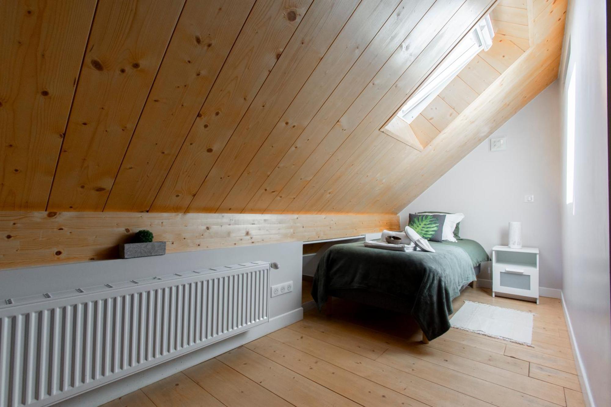 Chalet Like Upstairs Private Suite Étiolles Екстериор снимка
